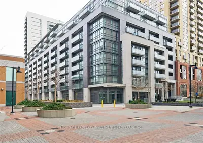 Condo Apartment in Toronto