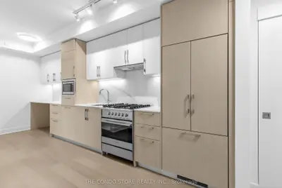8 Manor Road W 606, Toronto, On M4s 0e6
