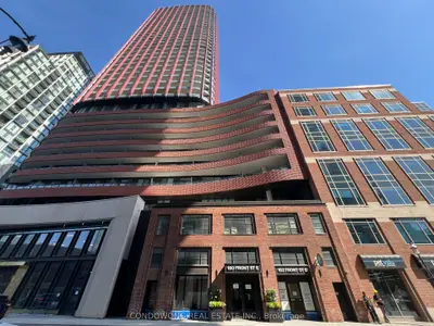 Condo Apartment in Toronto