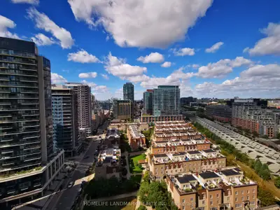 Condo Apartment in Toronto