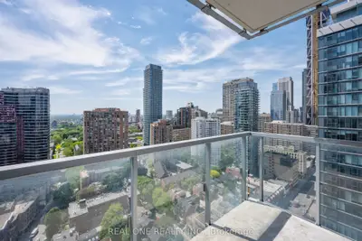 Condo Apartment in Toronto