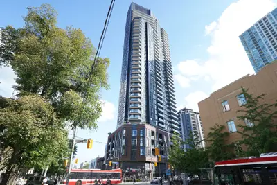 159 Wellesley Street E 2303, Toronto C08, On M4y 0h5
