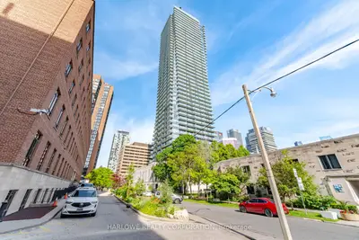 Condo Apartment in Toronto