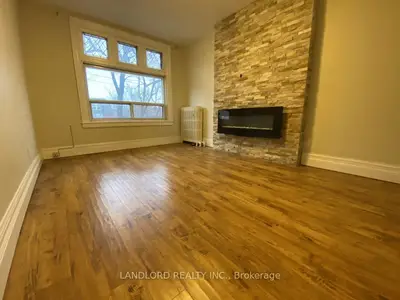 Duplex in Toronto
