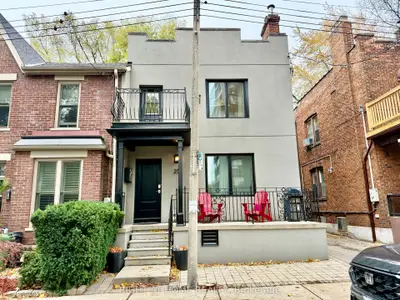Triplex in Toronto