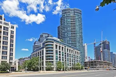 Condo Apartment in Toronto