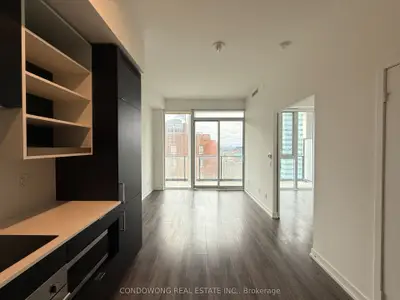 20 Edward Street 2113, Toronto C01, On M5g 0c5