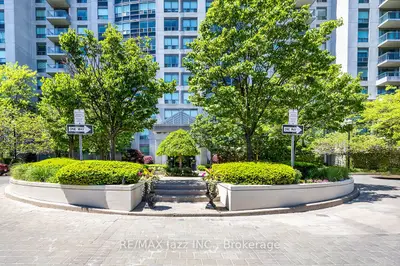188 Doris Avenue 1407, Toronto, On M2n 6z5