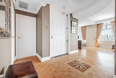 423 Avenue Road 13, Toronto, On M4v 2h7