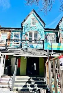 27 & 29 Kensington Avenue, Toronto, On M5t 2j8