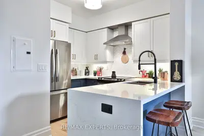 125 Western Battery Road 404, Toronto C01, On M6k 3r8
