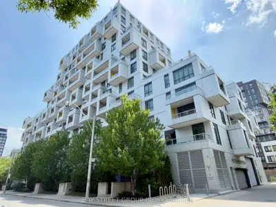 Condo Apartment in Toronto