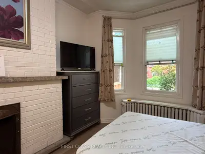 Fourplex in Toronto