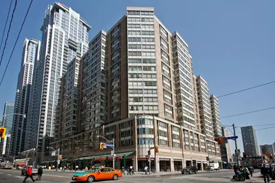 Condo Apartment in Toronto