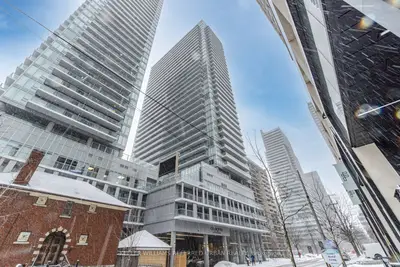 Condo Apartment in Toronto