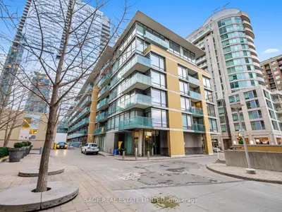 Condo Apartment in Toronto