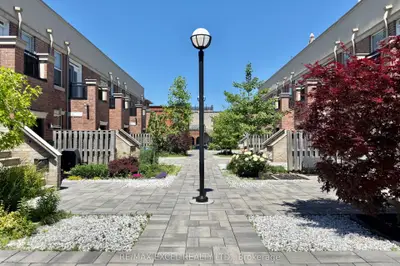 51 Halton Street 216, Toronto, On M6j 1r5