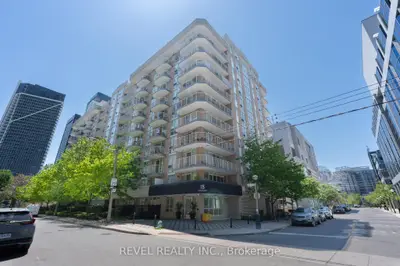 Condo Apartment in Toronto