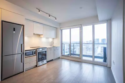 Condo Apartment in Toronto