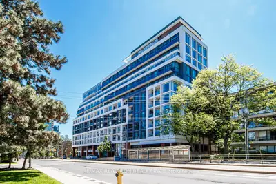 Condo Apartment in Toronto