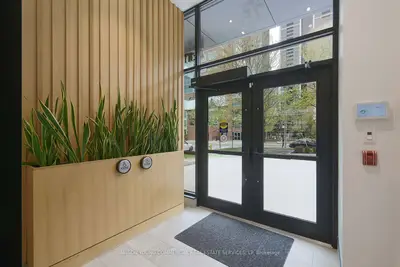 75 Huntley Street, Toronto, On M4w 3j6