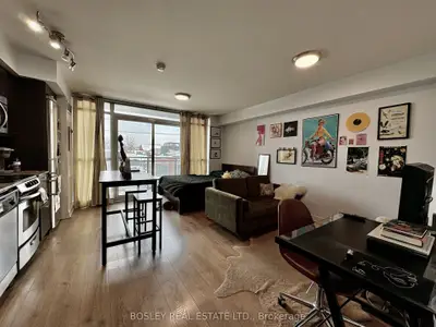Condo Apartment in Toronto