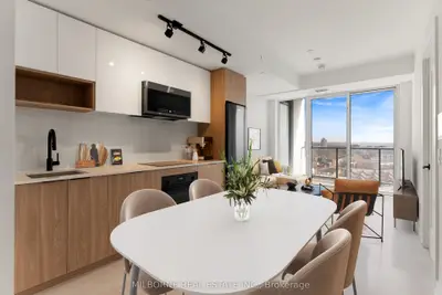 Condo Apartment in Toronto