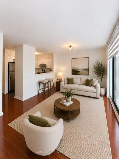 Condo Apartment in Toronto