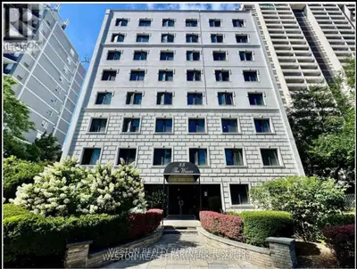 Leasehold Condo in Toronto