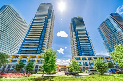 Condo Apartment in Toronto