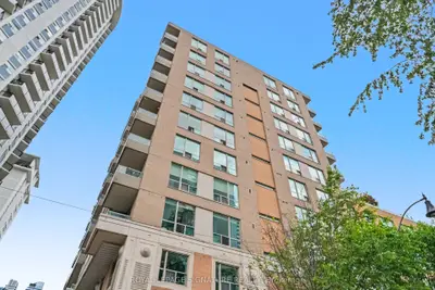 70 Alexander Street 406, Toronto, On M4y 3b6