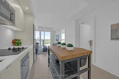Condo Apartment in Toronto