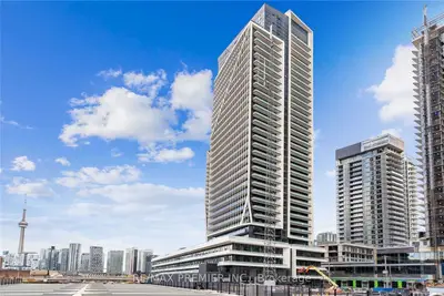 Condo Apartment in Toronto