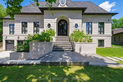 Detached in Toronto