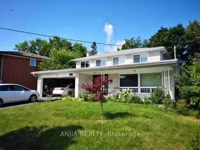 Detached in Toronto