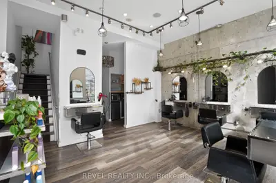 40 Fort York Boulevard G05, Toronto, On M5v 3z3
