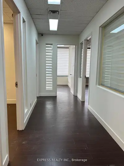 121 Willowdale Avenue 101, Toronto, On M2n 6a3