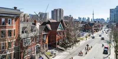 39 Spadina Road, Toronto, On M5r 2s9