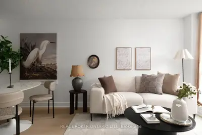 Condo Apartment in Toronto