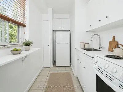 Condo Apartment in Toronto