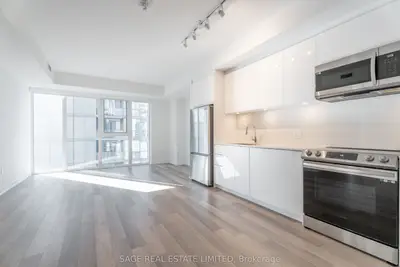 Condo Apartment in Toronto