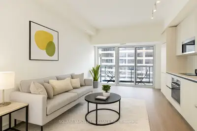 Condo Apartment in Toronto