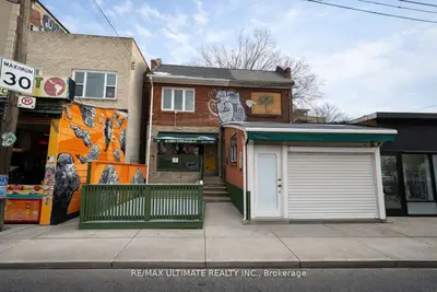 245 Augusta Avenue, Toronto, On M5t 2l8