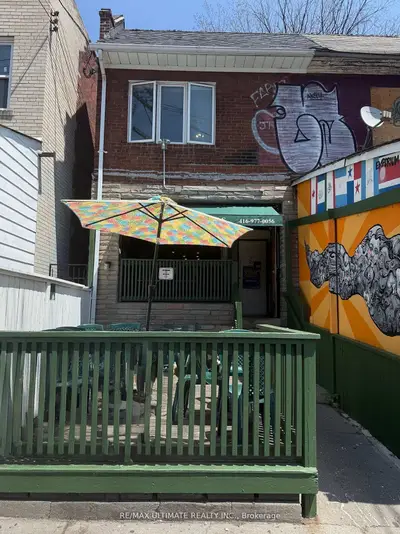 245 Augusta Avenue, Toronto, On M5t 2l8