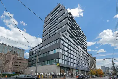 Condo Apartment in Toronto
