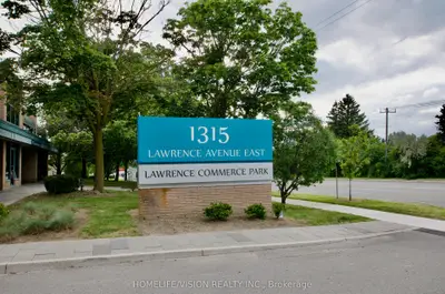 1315 Lawrence Avenue E 303, Toronto, On M3a 3r3