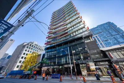 Condo Apartment in Toronto