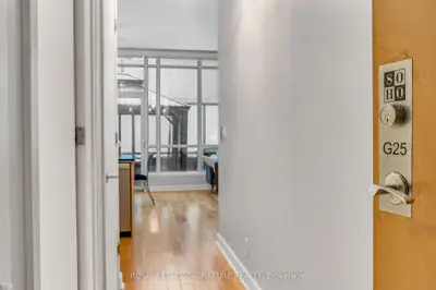 350 Wellington Street W G25, Toronto, On M5v 3w9