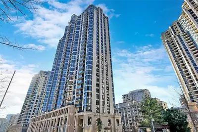 Condo Apartment in Toronto