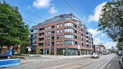 Condo Apartment in Toronto